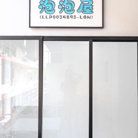 Bubble House Semporna 泡泡屋 Lägenhet Exteriör bild